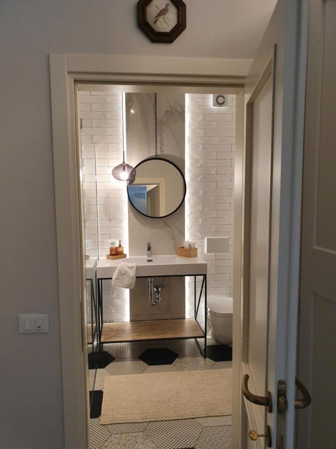The Mirror Guesthouse - Terme מראנו מראה חיצוני תמונה